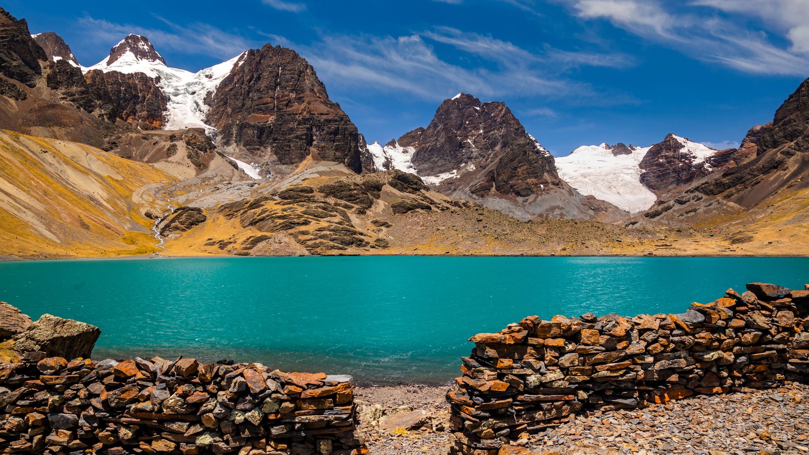 Beautiful 3 BHK Apartment in Prime Location